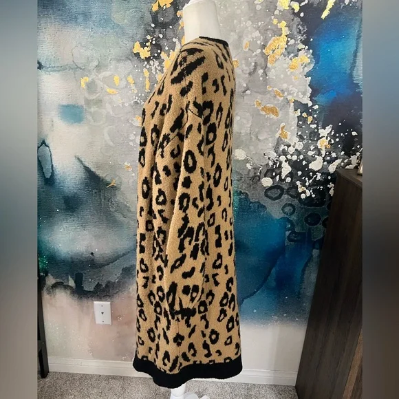 HYFVE | Soft Long Leopard Cardigan - Picture 5 of 8